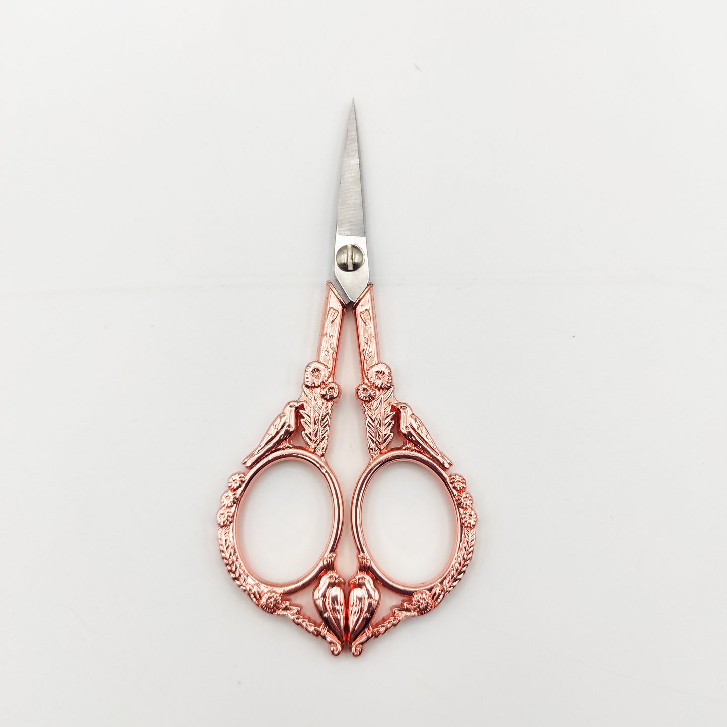 Bird Embroidery scissor, Small Sharp scissor unique gift for Embroidery/Quilting/Thread/Sewing/Knitting/Cross Stitch