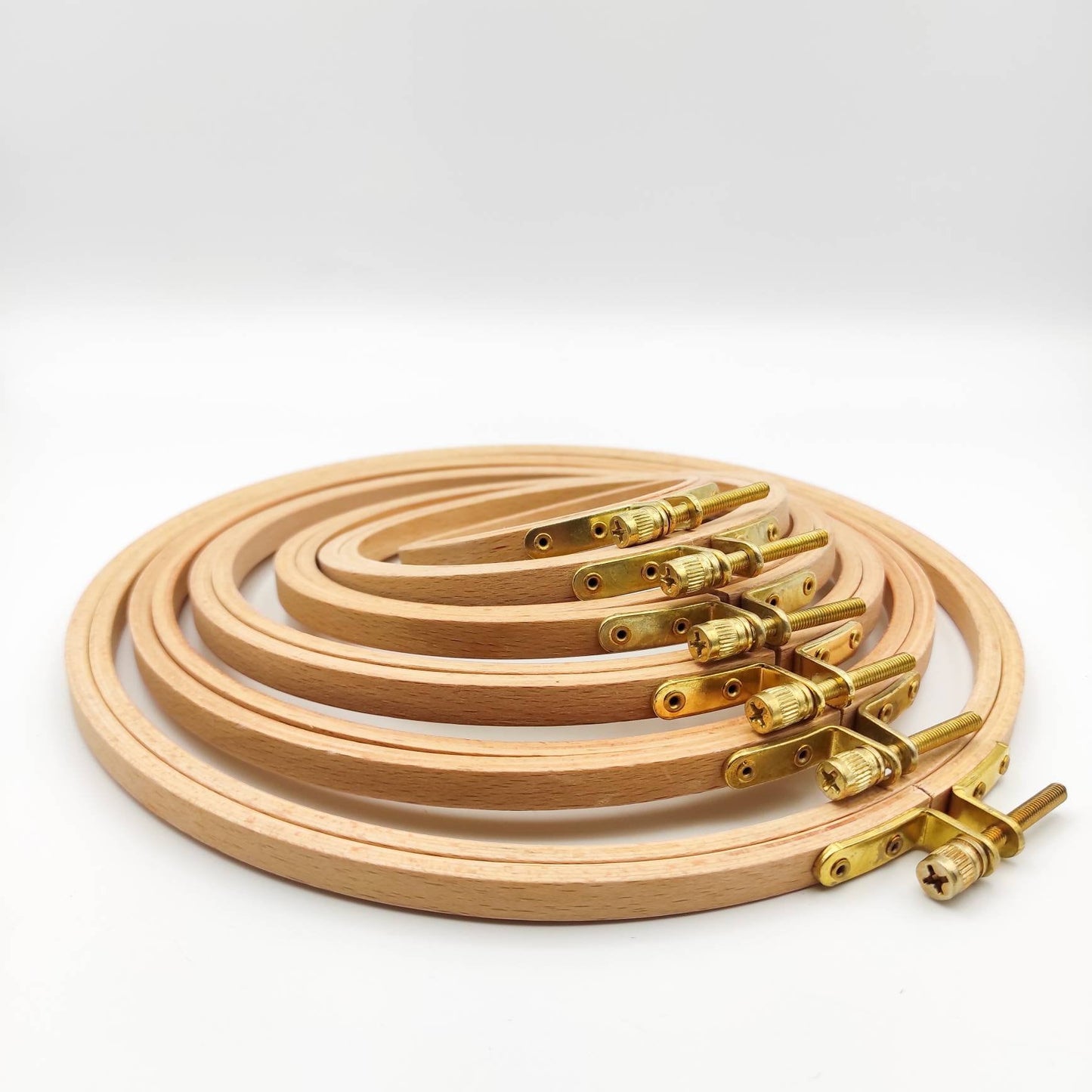 Beechwood Hoop3"/4"/5"/6"/7"/8"/9"/11"/12" for Hand or Machine Embroidery/Cross stitch/Needlework. Perfect for Crafters and DIY Enthusiasts