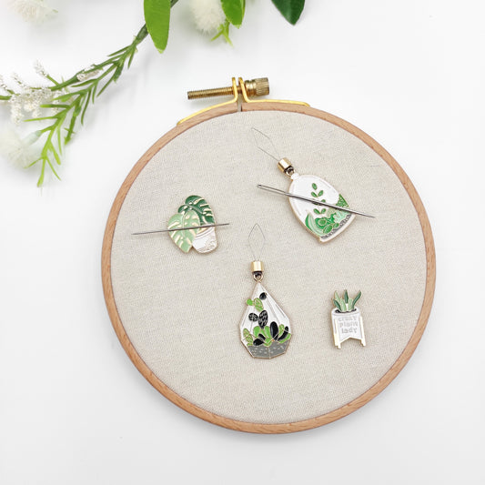 Plant Enamel Needle Minder & Threader: Embroidery Sewing Accessory