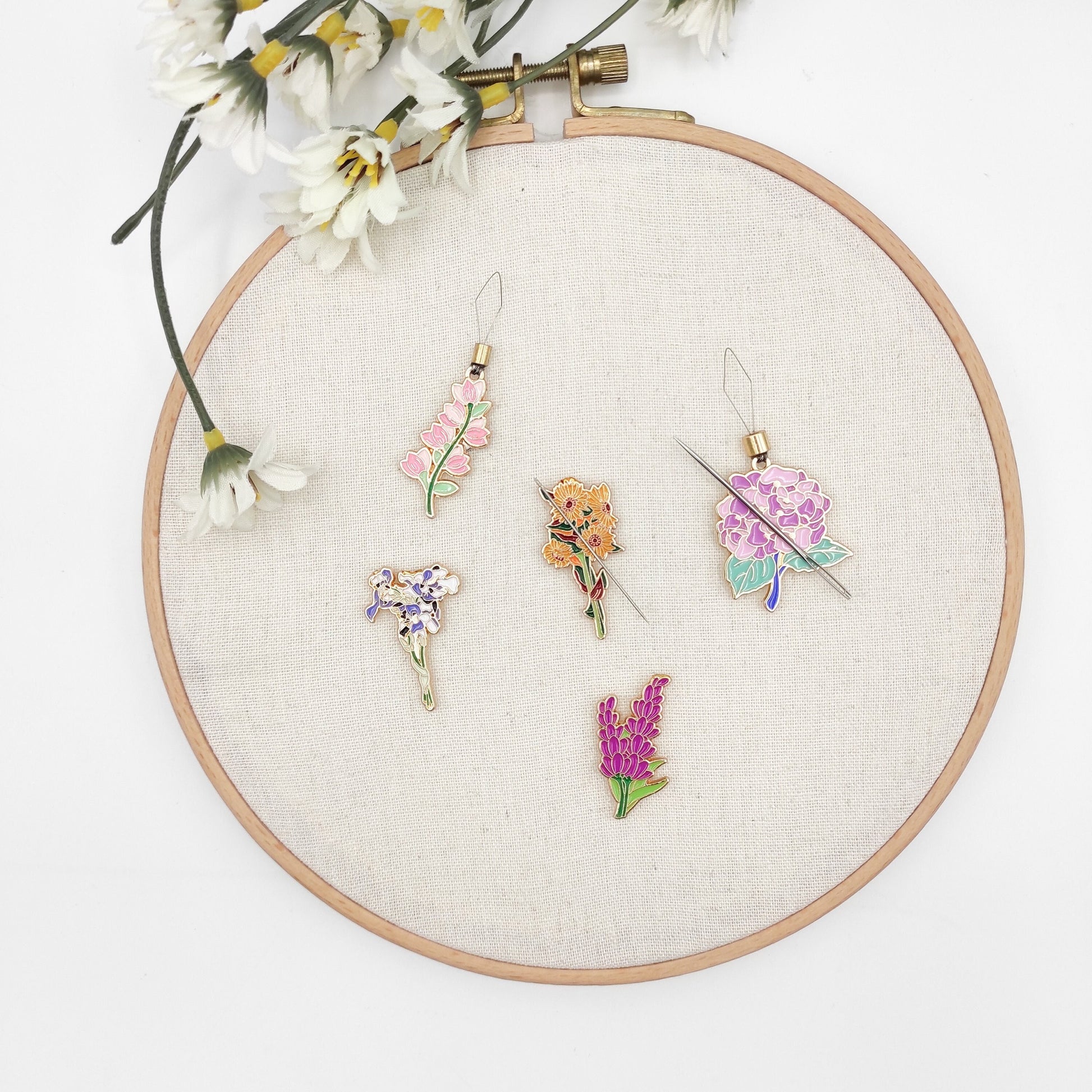 Floral Enamel Needle Minder: Embroidery Needle Threader Combo