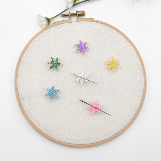 Snowflake needle minder, Resin Needle Minder for Embroidery, Cross Stitch, Needle work, needlecraft projects and sewing.