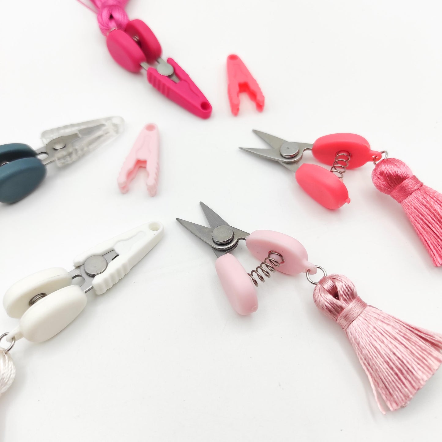 Tiny travel scissors, miniature snips with lid, Mini scissors for airplane, TSA scissors for emboridery, yarn, thread,knitting, crochet