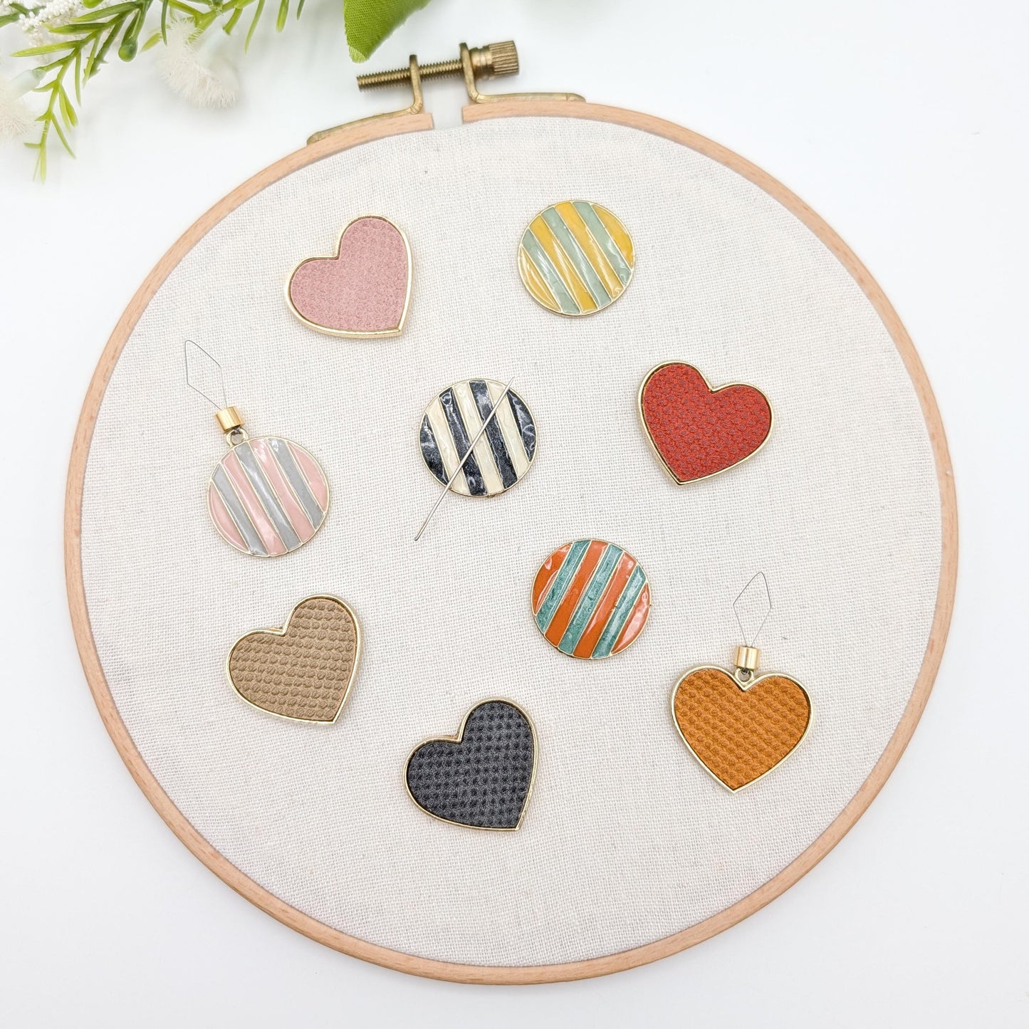 Modern Style Needle Threader/Minder Combo: Embroidery Sewing Aid