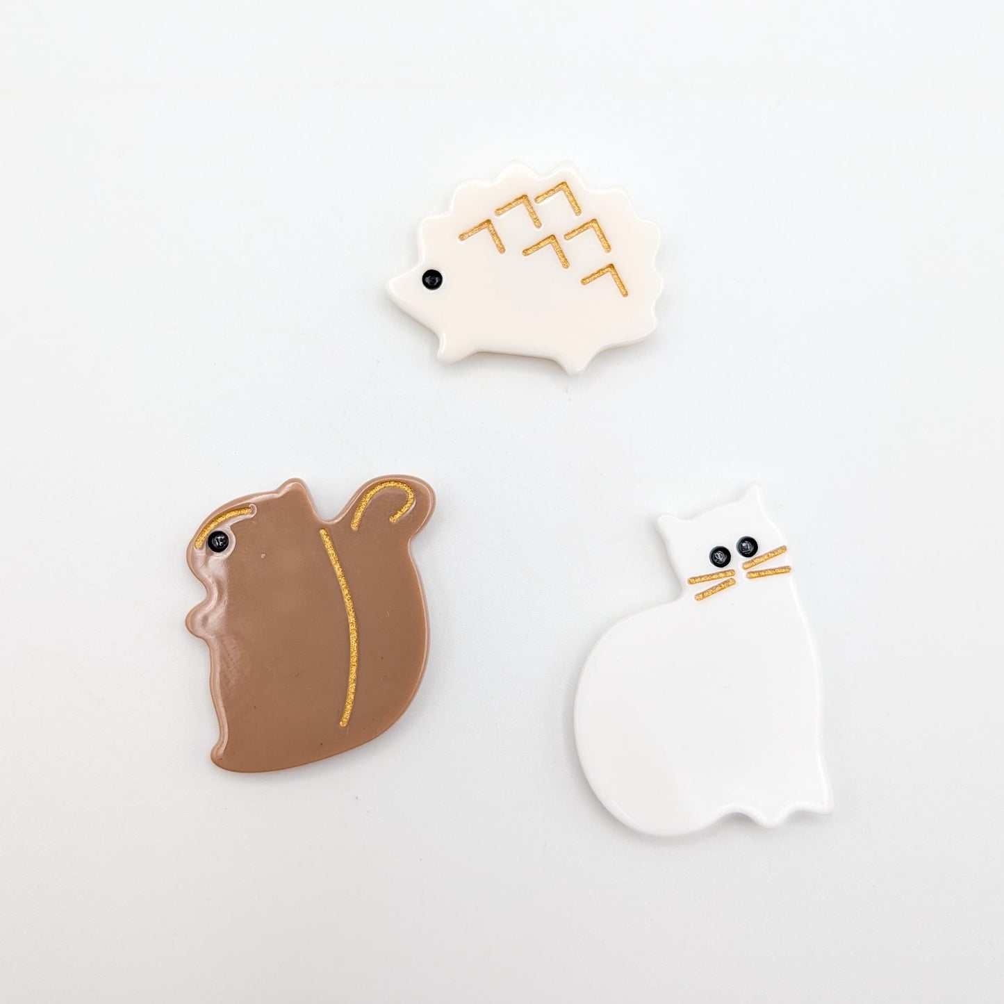 Large Animal Needle Minder: Acrylic Embroidery, Cross Stitch Tool