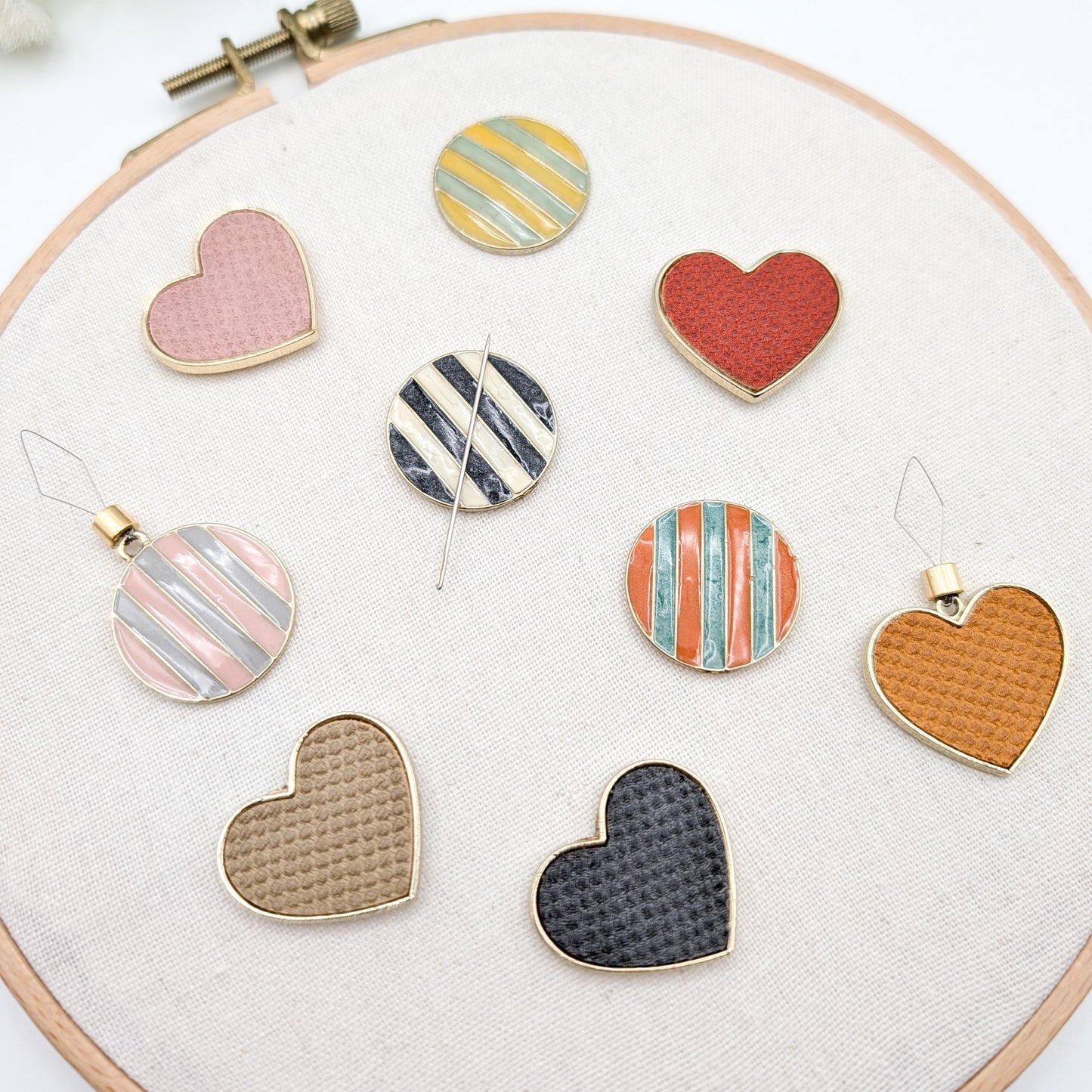Modern Style Needle Threader/Minder Combo: Embroidery Sewing Aid
