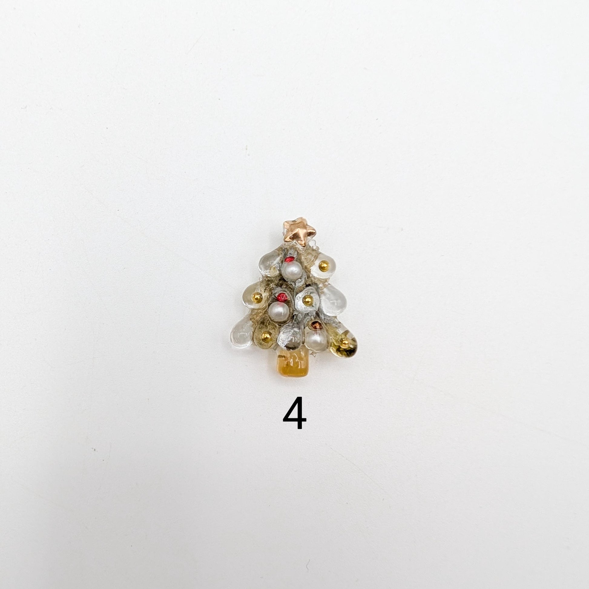 Christmas Tree Needle Minder Collection: Holiday Embroidery, Cross Stitch