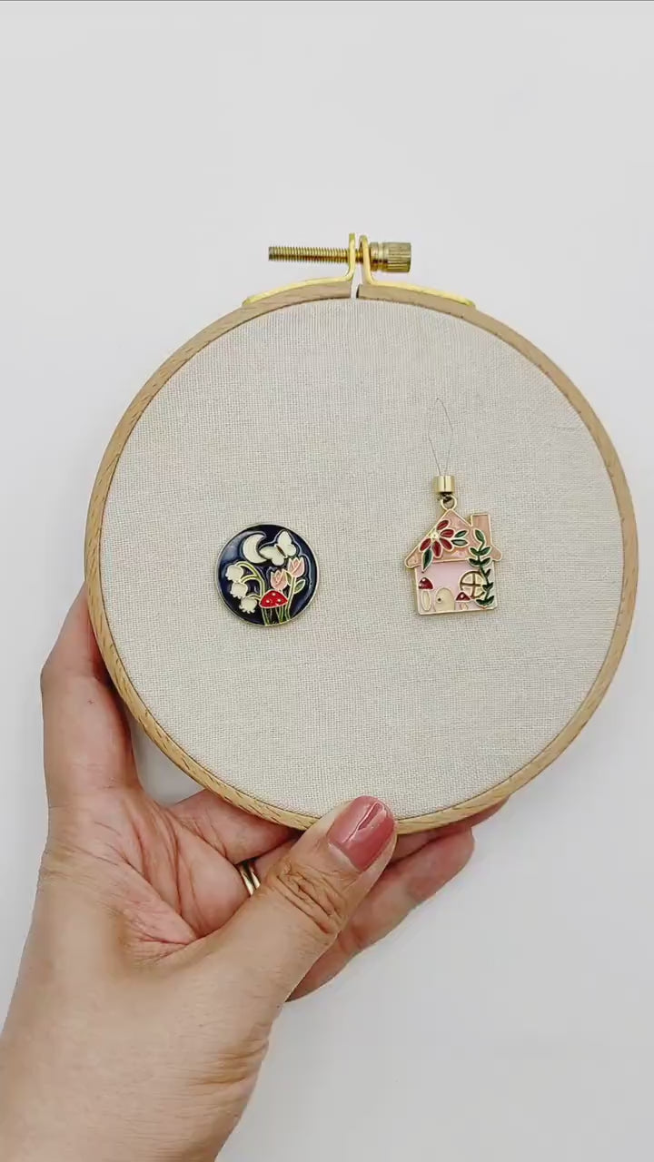 Floral Enamel Needle Minder: Embroidery Needle Threader Combo