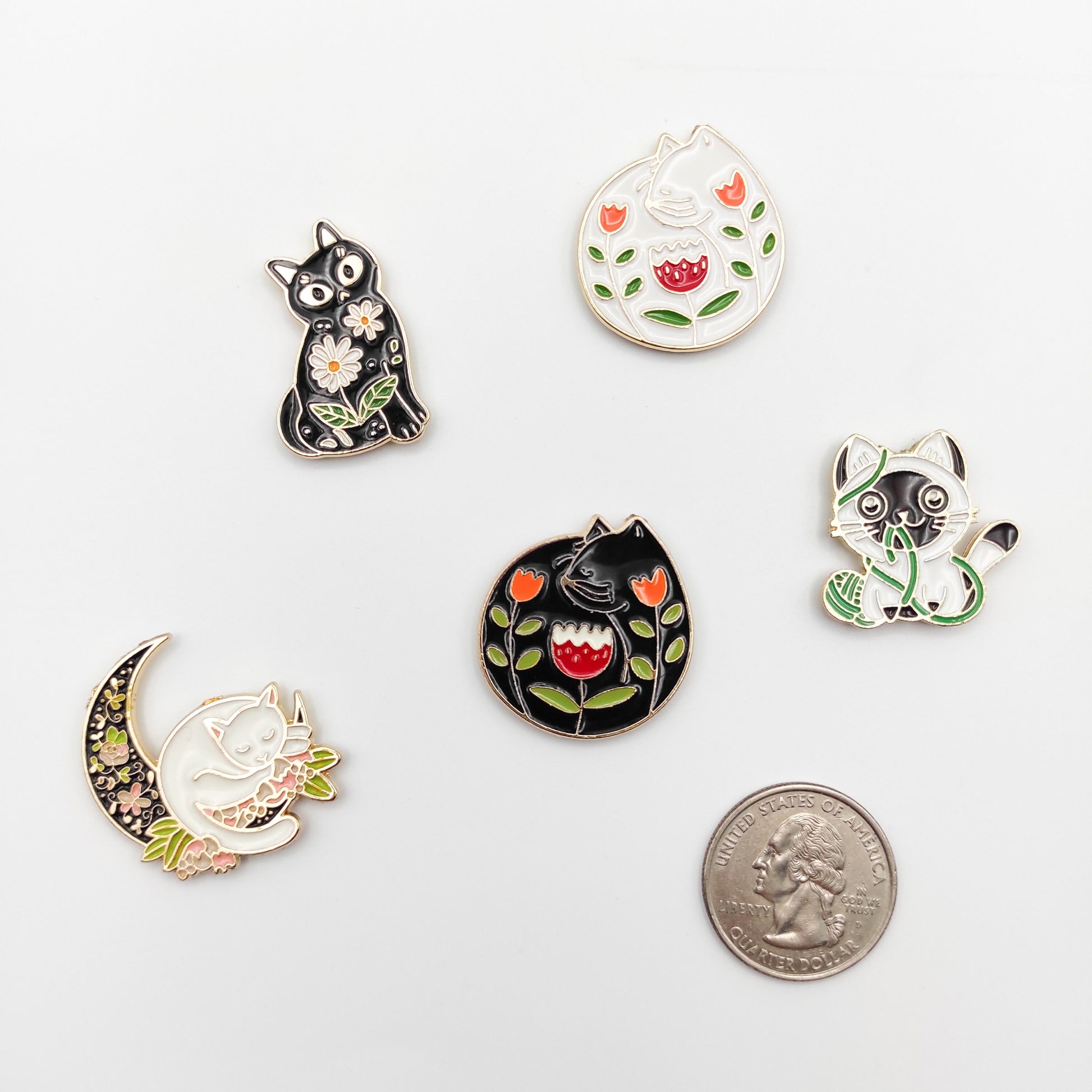 Cat Enamel Needle Minder, Needle Threader, Kitten Needle Minder/ Threader for Embroidery/ Cross Stitch/Needle work/Needlecraft/Sewing.